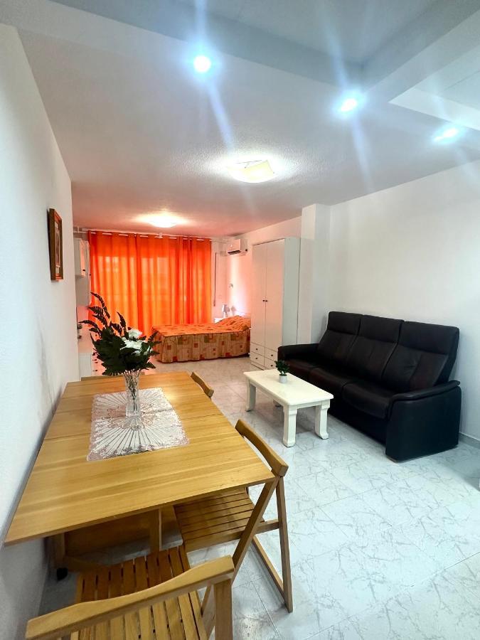 Estudio A 1 Minuto De La Playa Torrevieja Exterior foto