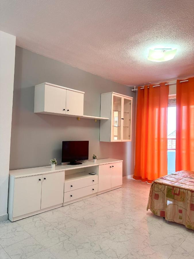 Estudio A 1 Minuto De La Playa Torrevieja Exterior foto